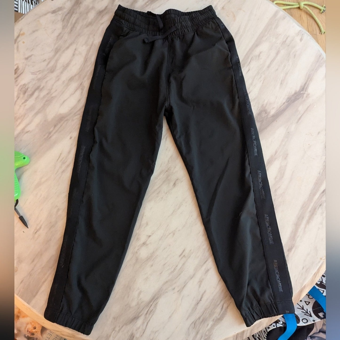 Abercrombie & Fitch Black Joggers Kids Black Jogger Pants Size 7/8 #D95