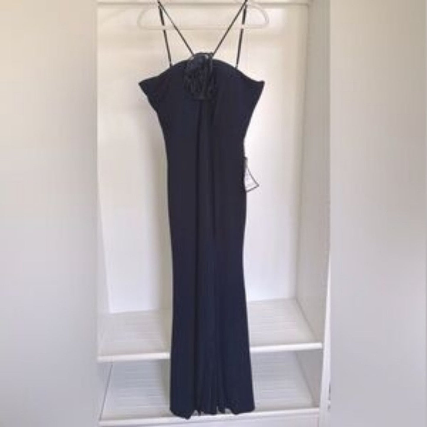 NWT XSCAPE Women’s Size 14 Navy Rosette Halter Gown Formal Evening Dress #G41