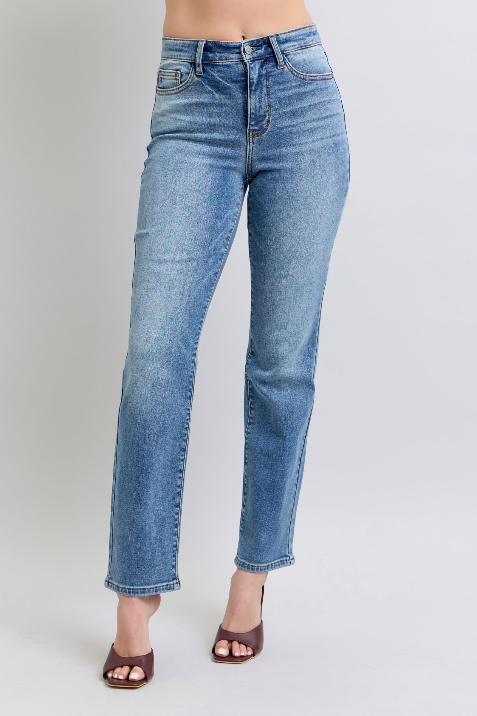 Judy Blue Full Size Run Vintage Wash Thermal Straight Jeans - Scarlett's Riverside Boutique 