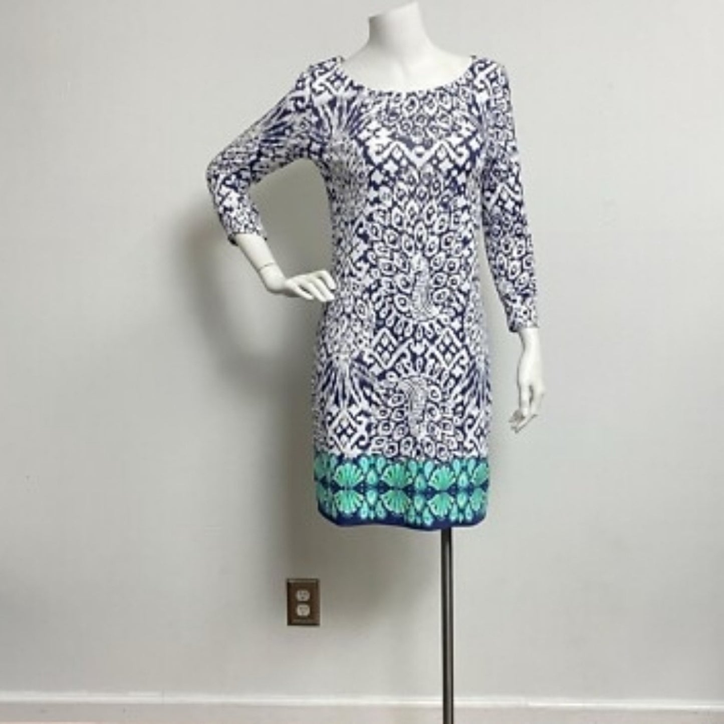 Lilly Pulitzer Hollee Dress Pineapple Party Bright Navy XS Peacock Dress. #C30