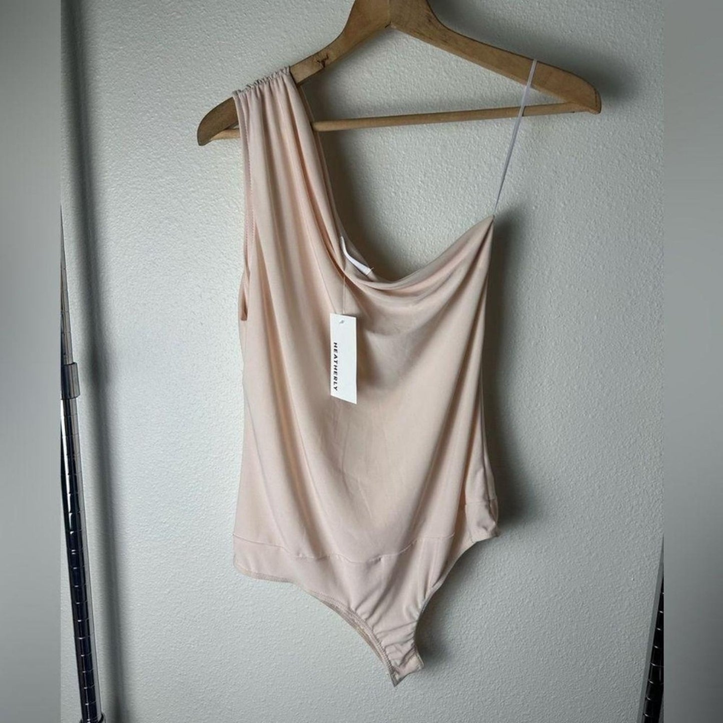 NWT Heatherly Blush One Shoulder Bodysuit Size M Draped Asymmetrical Top #C28