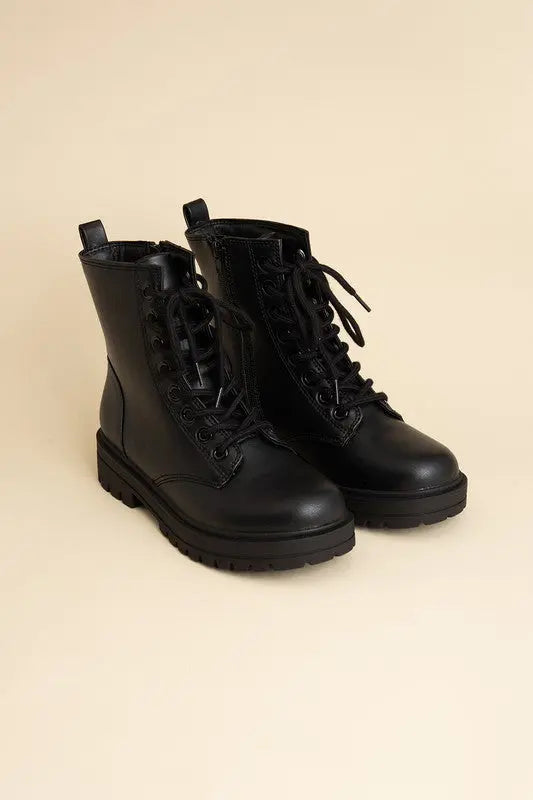 Epsom Lace-Up Boots - Scarlett's Riverside Boutique 