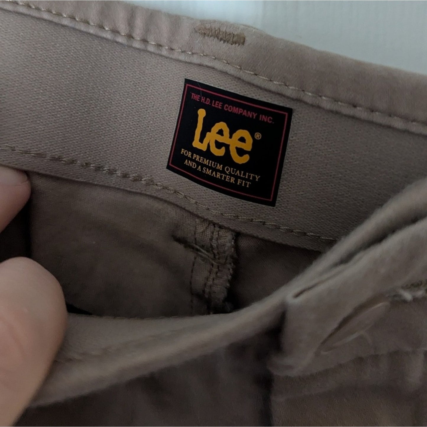 Lee Women's Khaki Dress Pants Size 18M Classuc Straight Leg, Work Slacks #E15