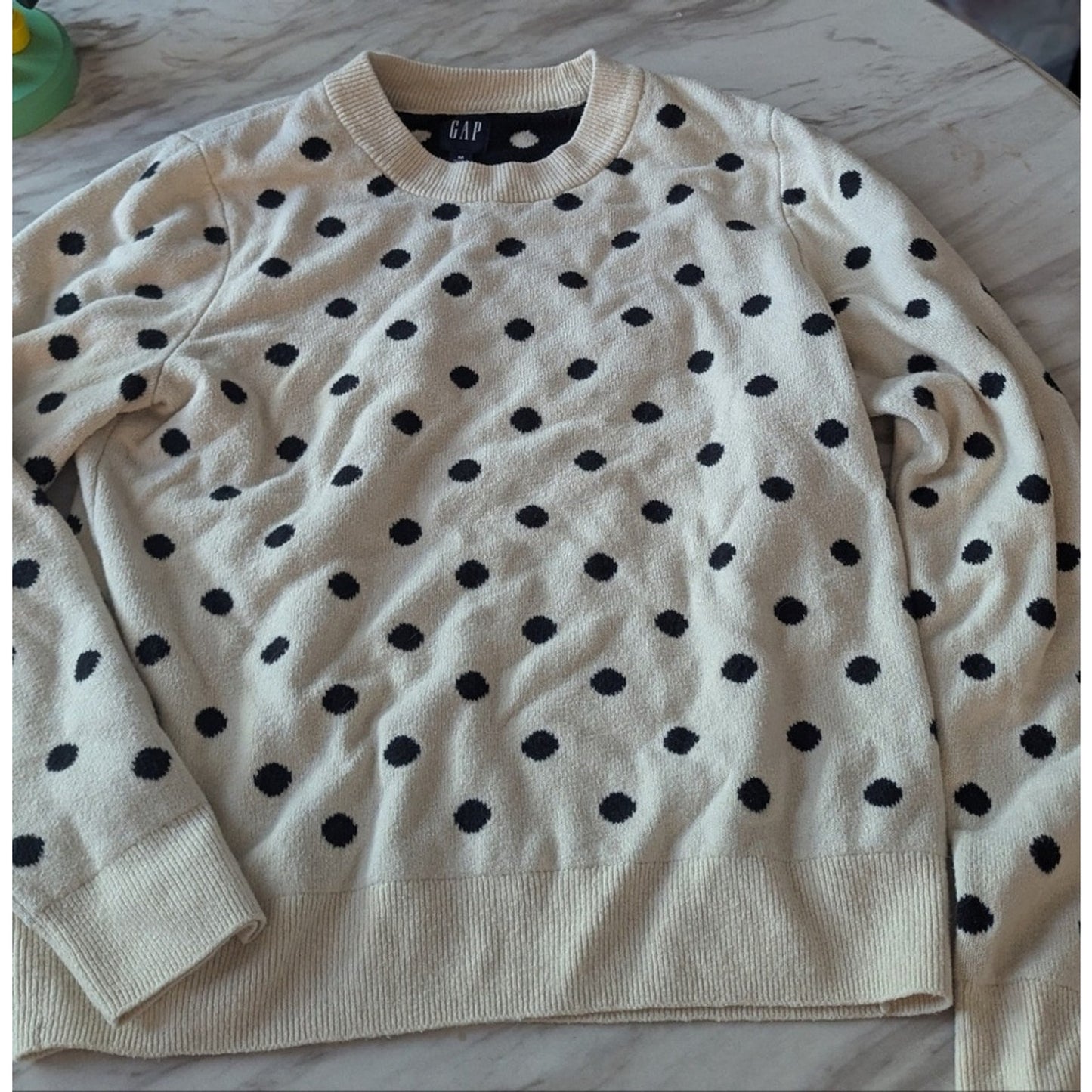 GAP Cream Crewneck Sweater with Black Polka Dots. Size M. #E20