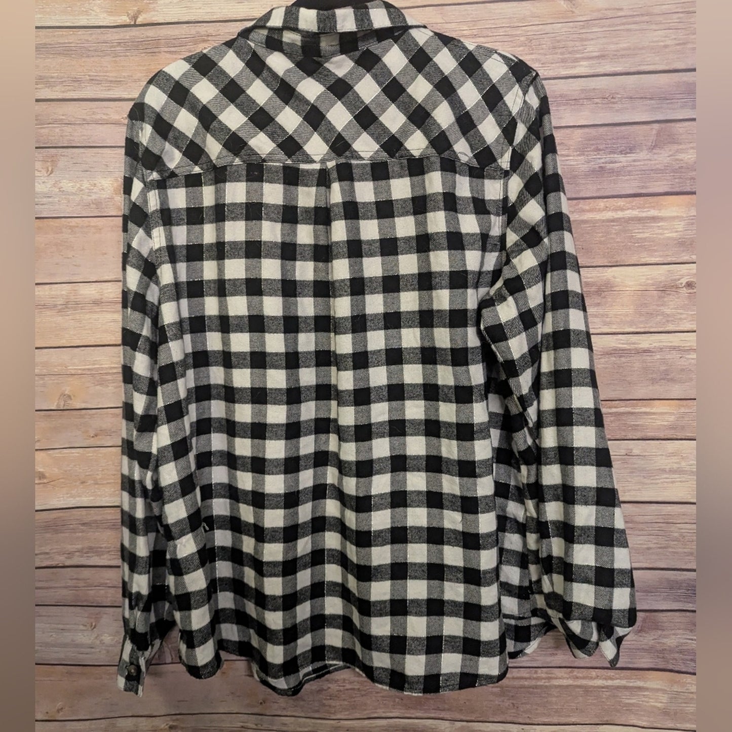 Maurices Buffalo Plaid Button Down Shirt Size 2XL BLK,WT Shimmer #C9
