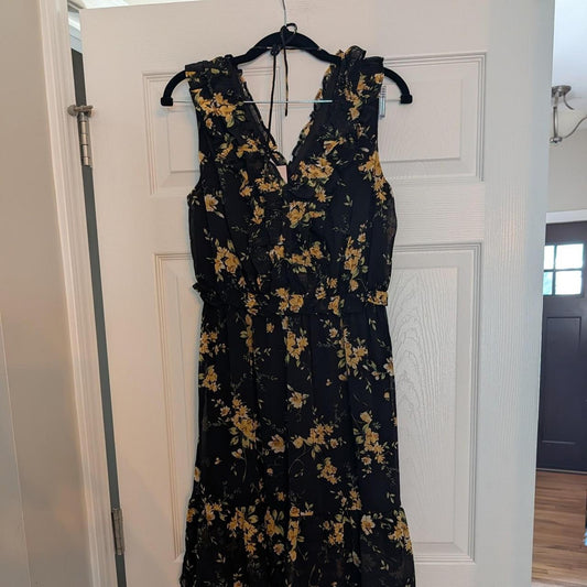 Maurices black dress with yellow
