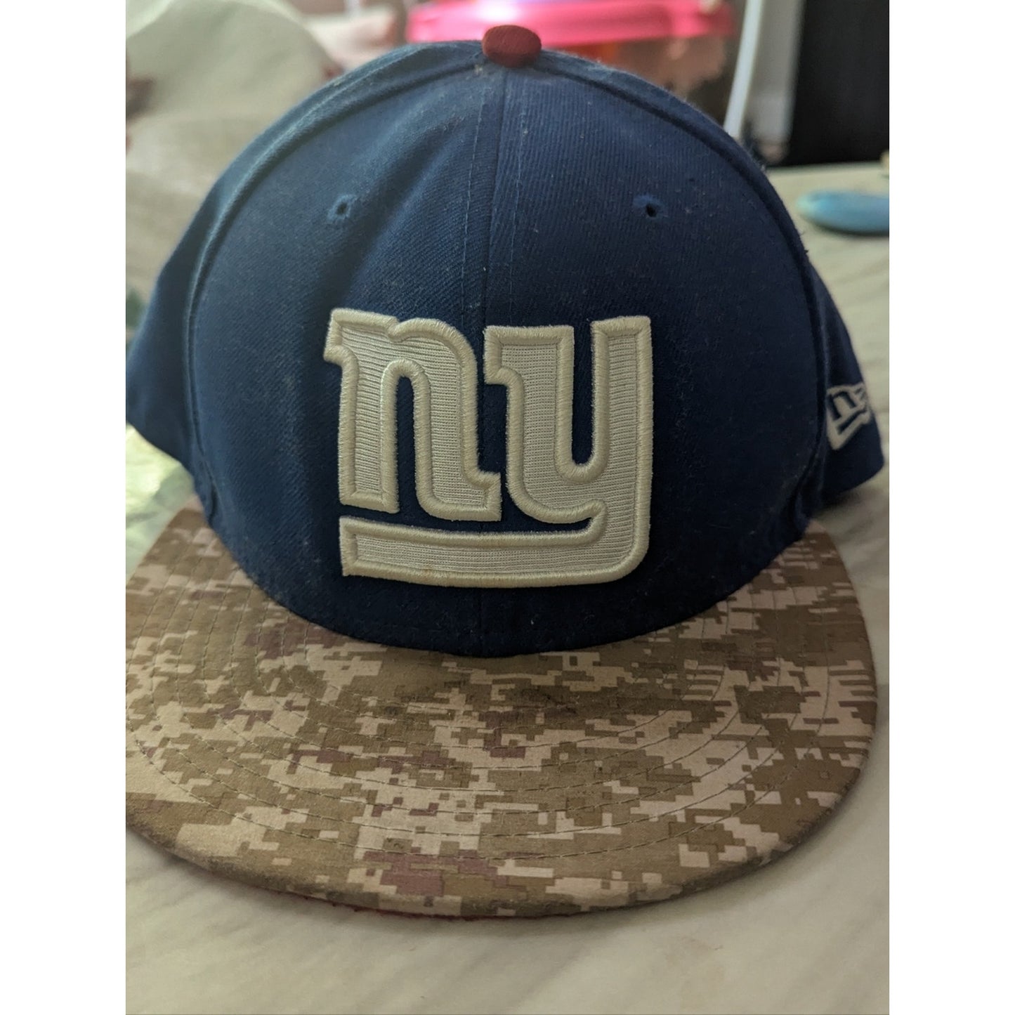 New Era 59FIFTY New York Giants Fitted Hat 7 1/2 NFL Camo Brim Salute Cap