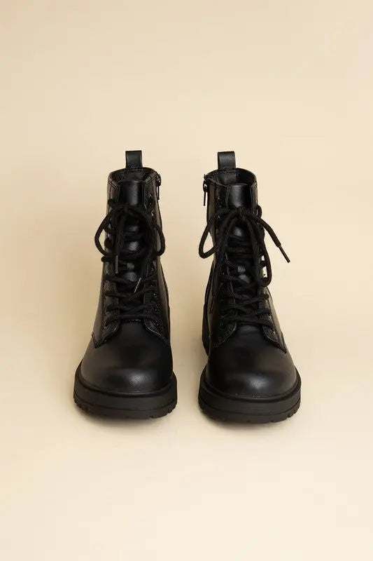 Epsom Lace-Up Boots - Scarlett's Riverside Boutique 