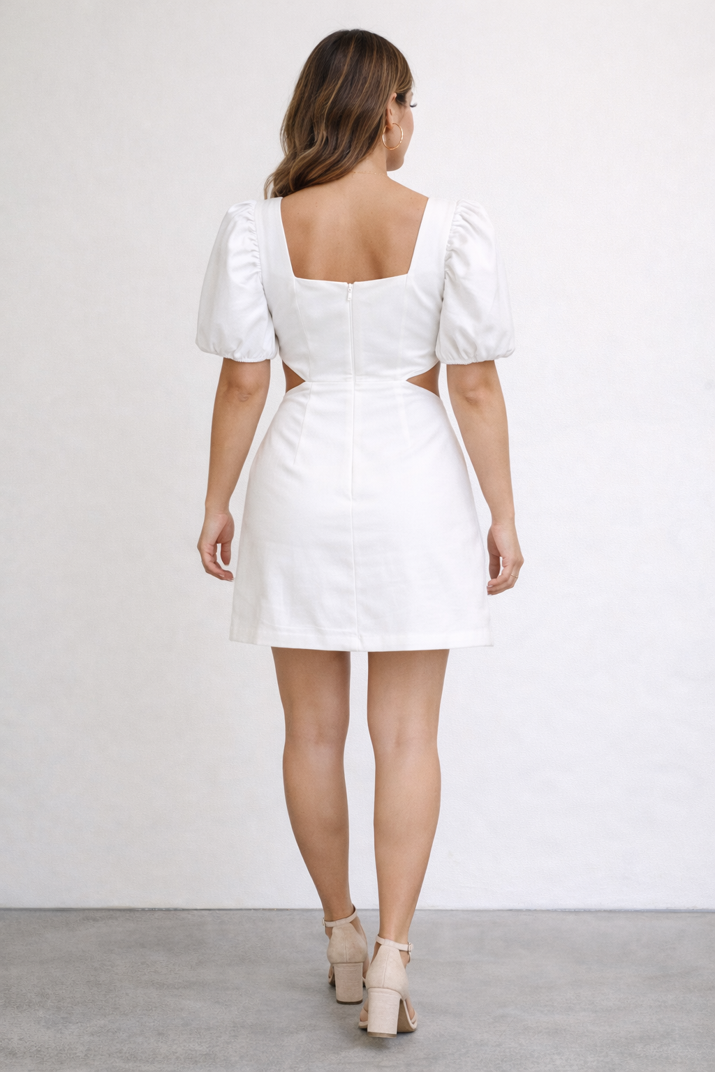 NWTs, FRENCH CONNECTION, white puff Sleeve Cutout Dress size 4.