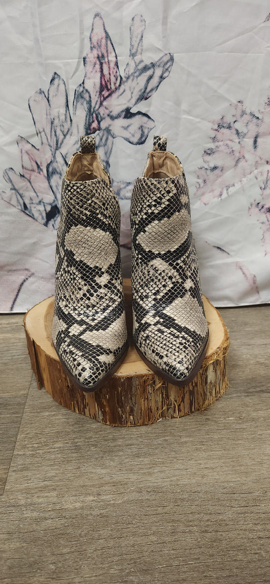 Snake Skin Heels - Scarlett's Riverside Boutique 