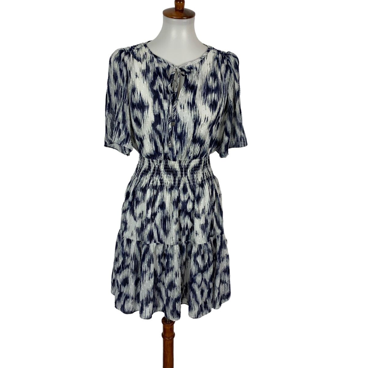 Maison D’Amelie Women’s Dress, Blue Short Sleeve. Size M.