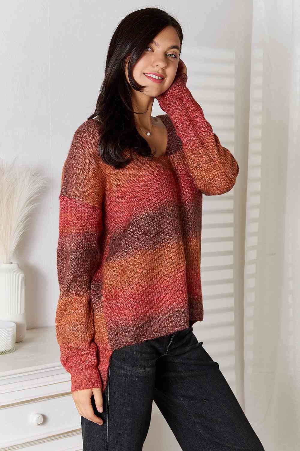 Gradient V-Neck Sweater - Scarlett's Riverside Boutique 