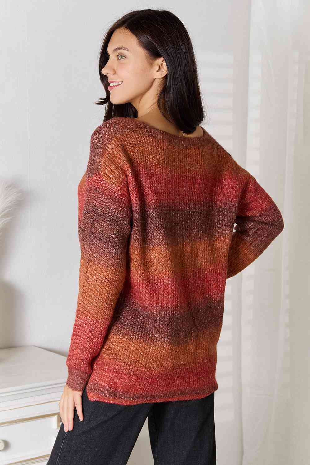 Gradient V-Neck Sweater - Scarlett's Riverside Boutique 